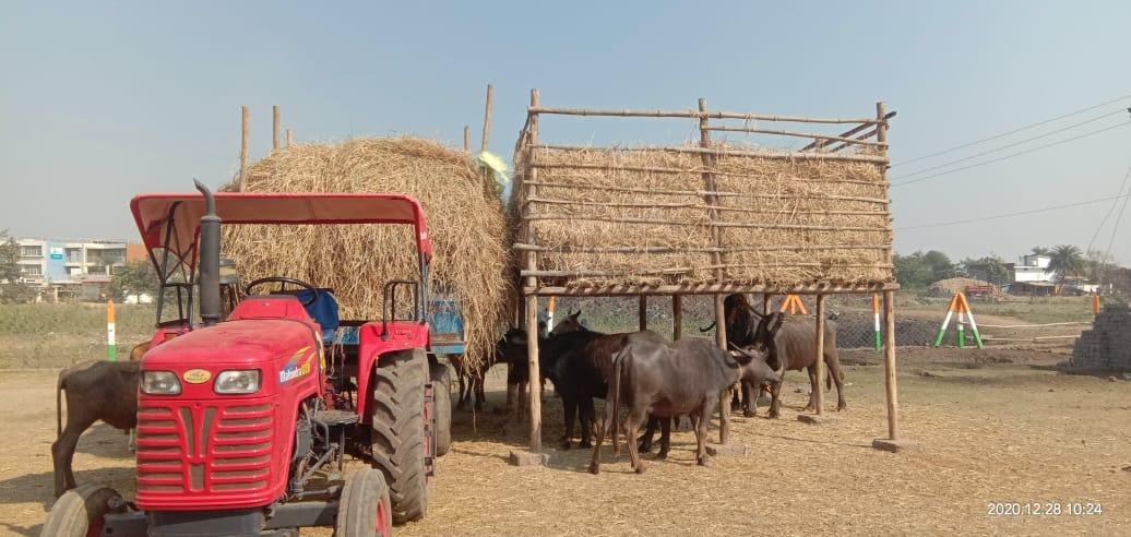 पैरादान के लिए किसान आ रहे आगे